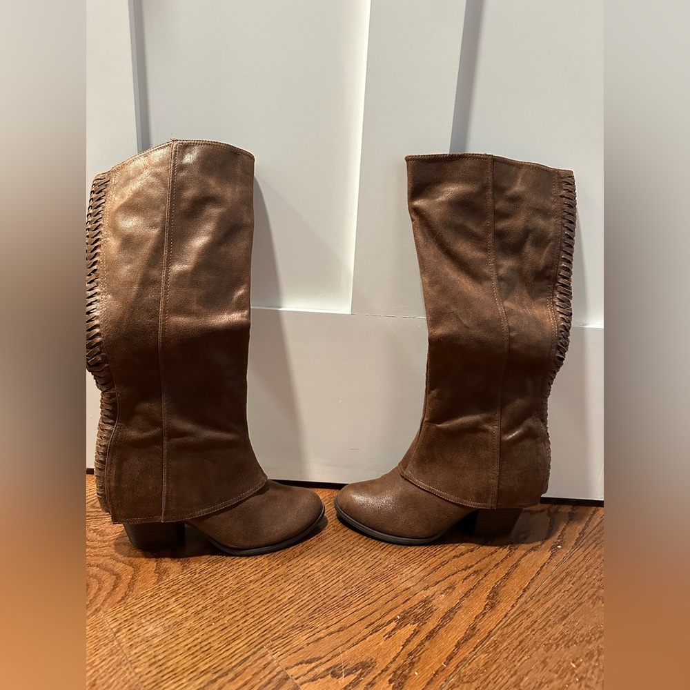 Fergalicious Lundry boot 7.5